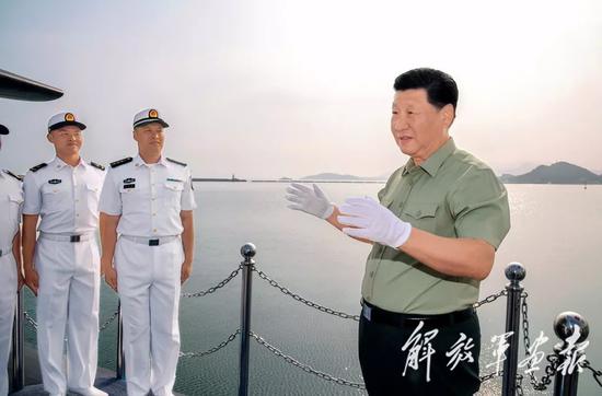 庆祝八一(图2)
